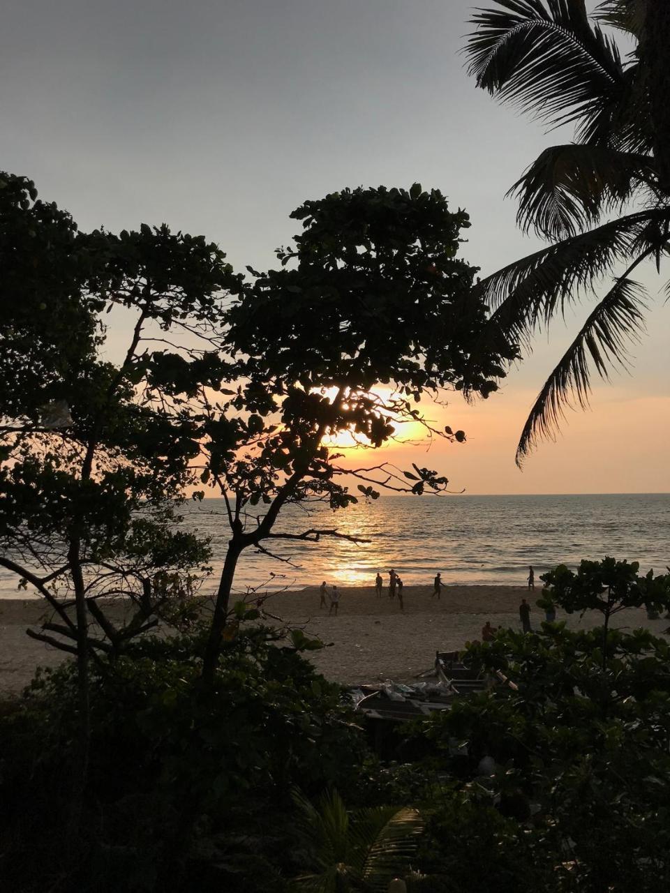 Neela Waters - Beach Home Alappuzha Esterno foto